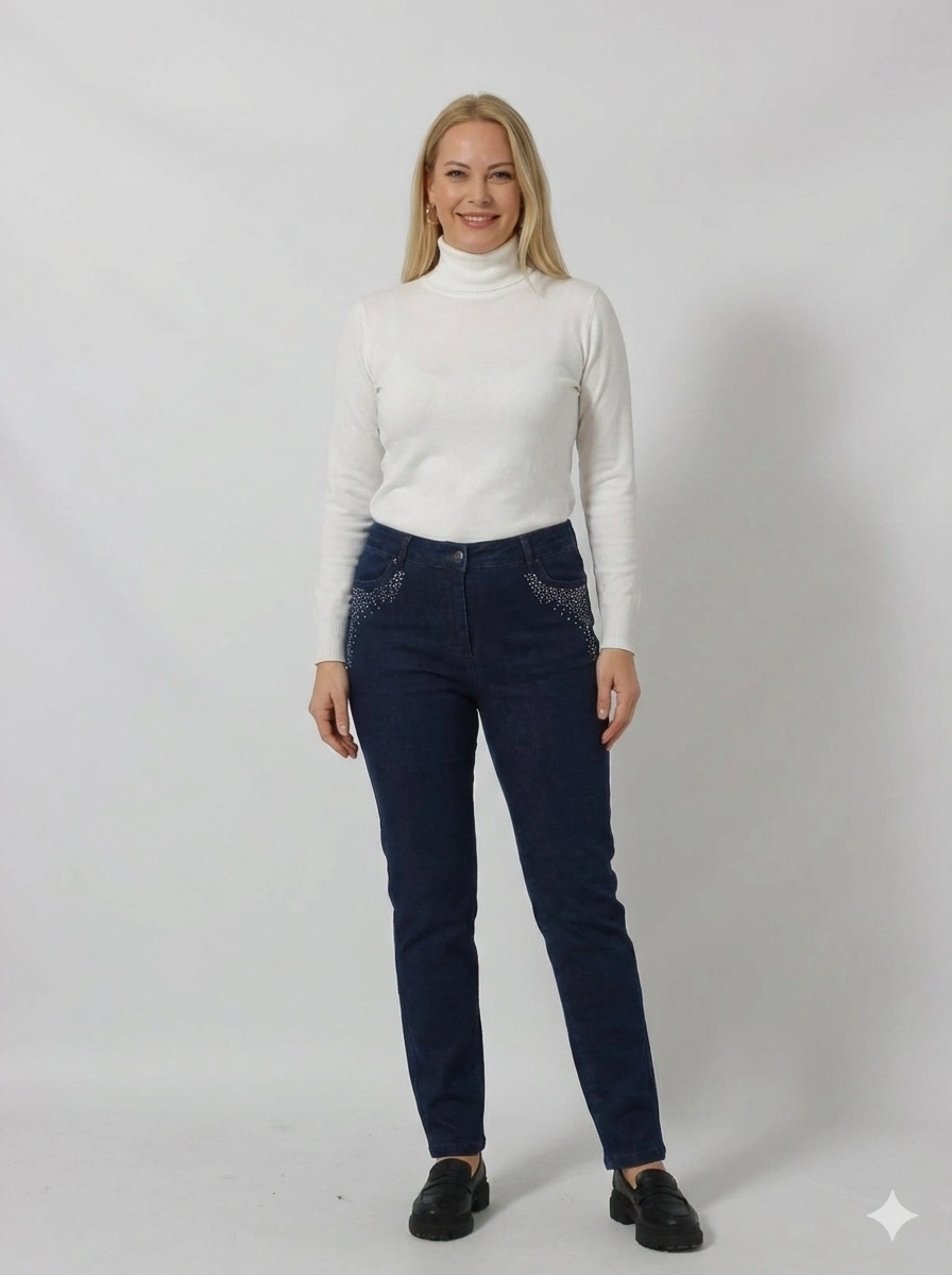 25-P-005 CEBİ TAŞ BASKILI YUKSEL BEL DAR PAÇA KOT PANTOLON