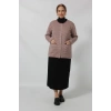Y0667 KADIN PUDRA-BEYAZ KARELİ DESENLİ DÜĞMELİ CEPLİ MEVSİMLİK ANNE HIRKASI