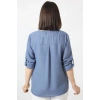 B-0173 KOLU APOLETLİ YAKASI DÜĞME AKSESUARLI GİZLİ PİLELİ KETEN KADIN BÜYÜK BEDEN İNDİGO BLUZ  