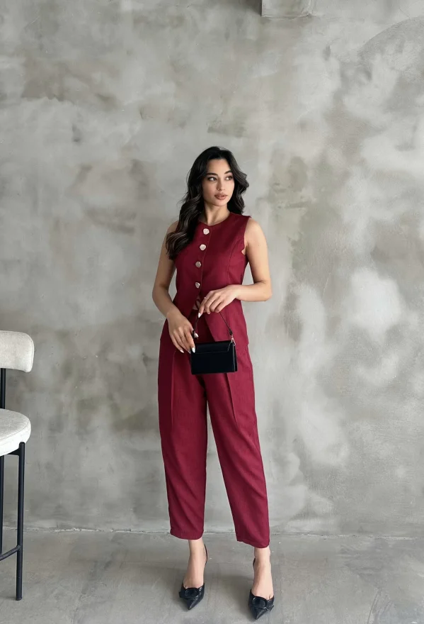 Bordo Altın Düğmeli Yelek Pileli Pantolon Takım