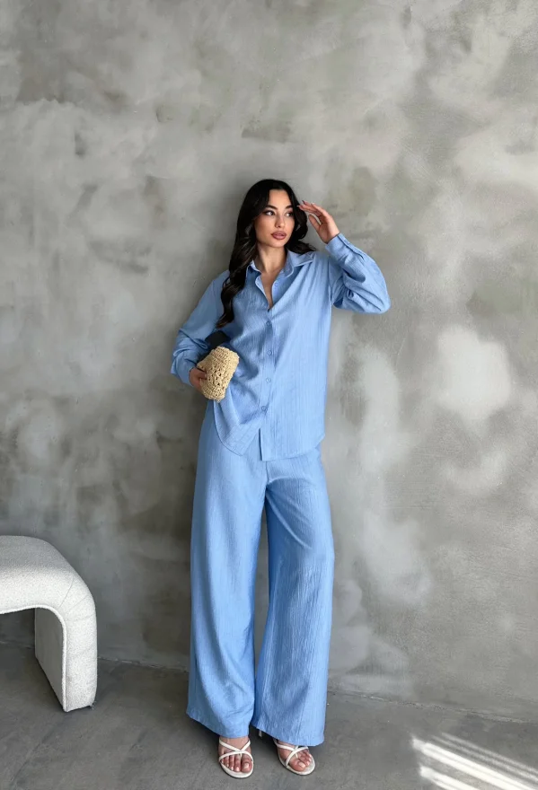 Mavi Çilek Gömlek Yırtmaçlı Pantolon Takım