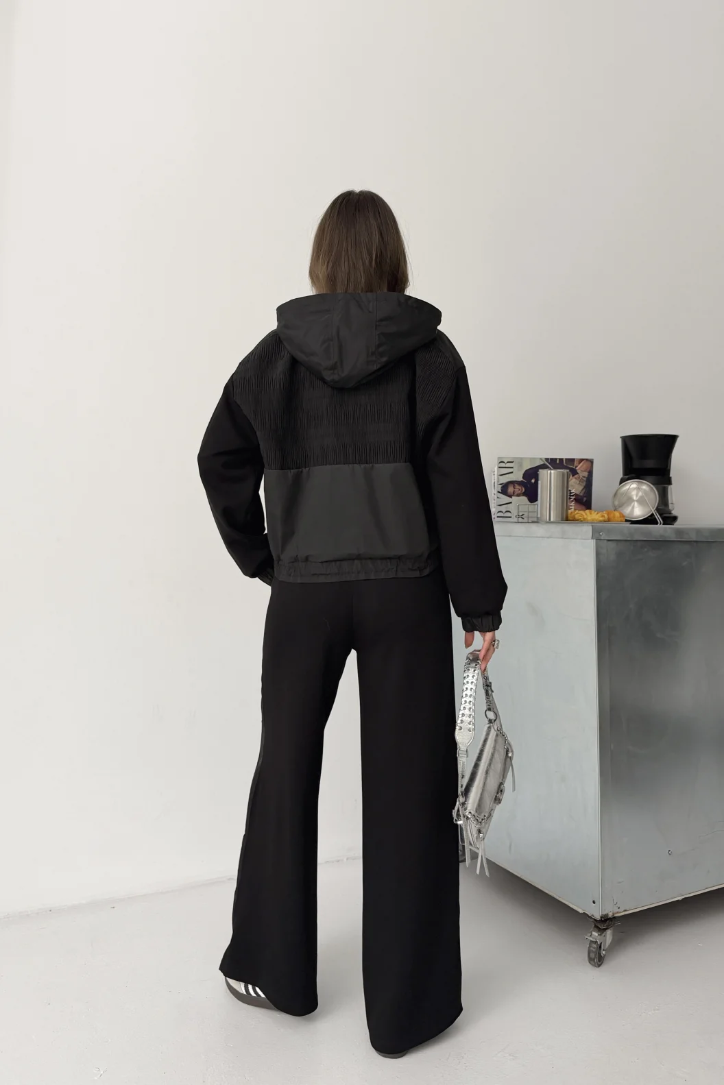 Siyah Paraşüt Detaylı Modal Takım