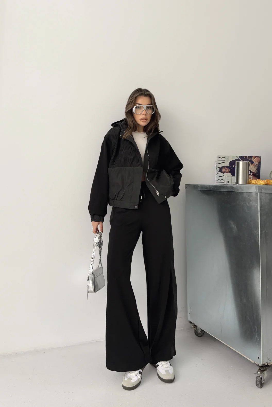 Siyah Paraşüt Detaylı Modal Takım