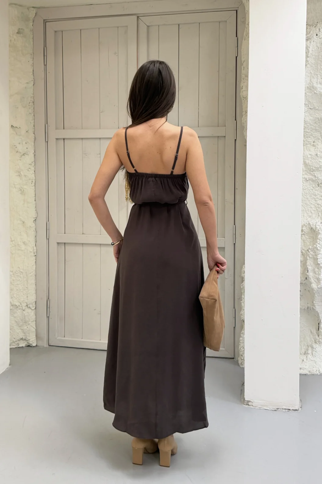 Kahverengi Modal Askılı Elbise