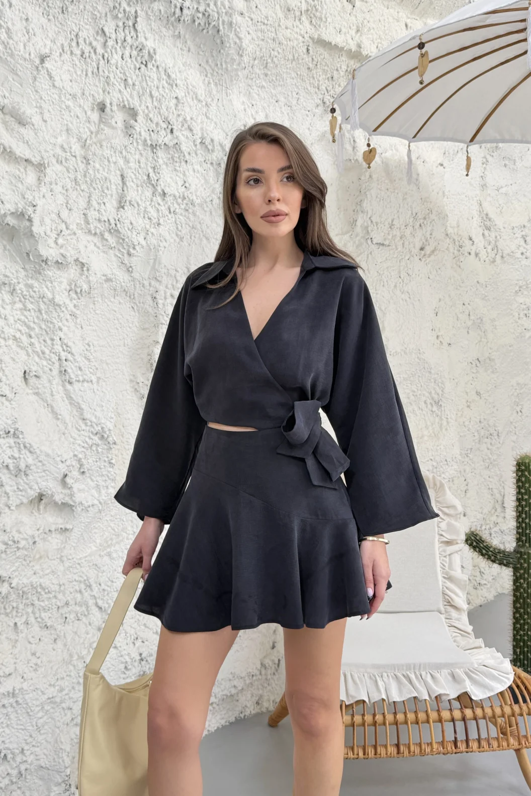 Siyah Bağlamalı Şort Bluz Takım