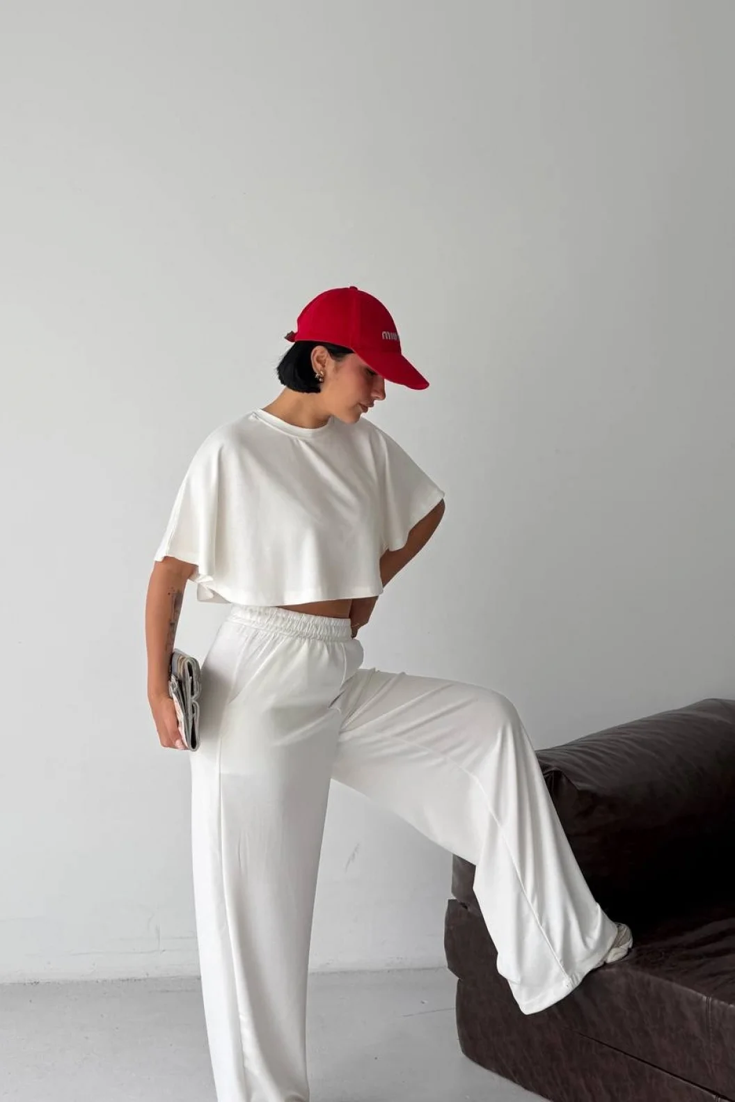 Beyaz Crop Beli Lastikli Palazzo Eşofman İkili Modal Takım