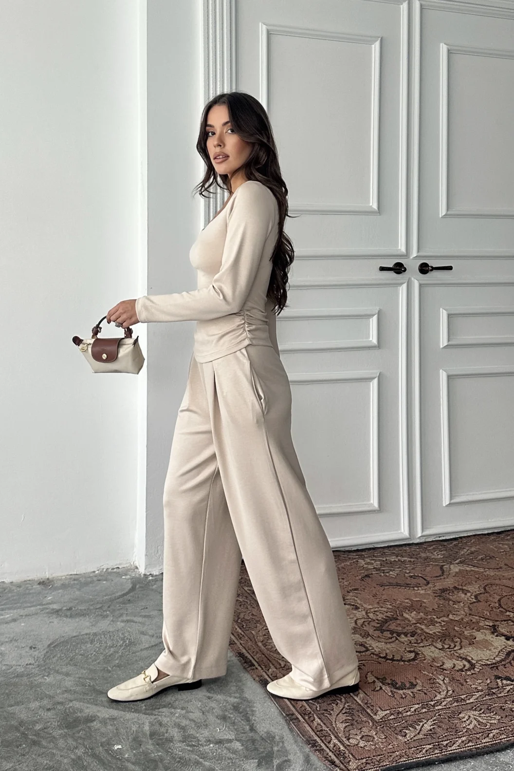 Bej Kare Yaka Büzgülü Modal Takım