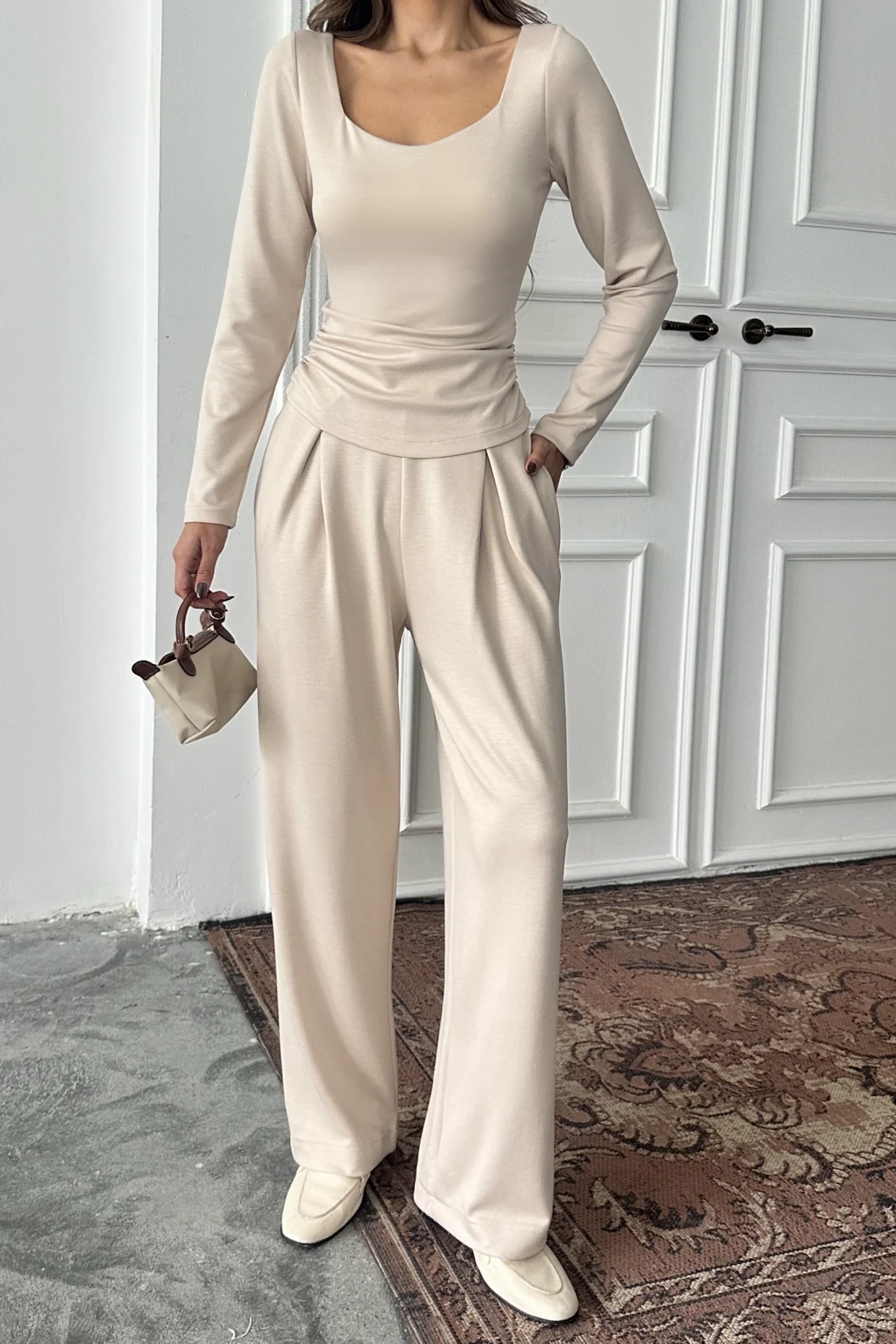 Bej Kare Yaka Büzgülü Modal Takım