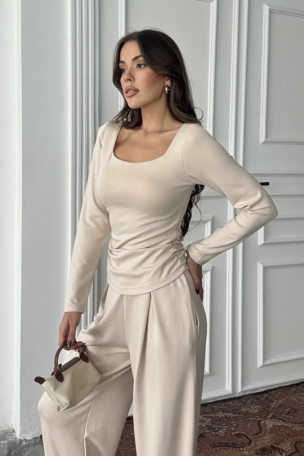 Bej Kare Yaka Büzgülü Modal Takım