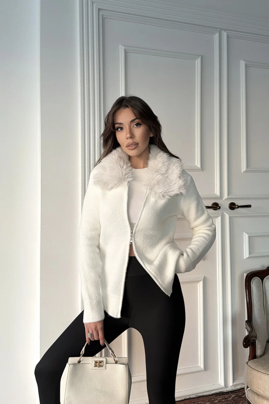 Kürk Detaylı Hırka