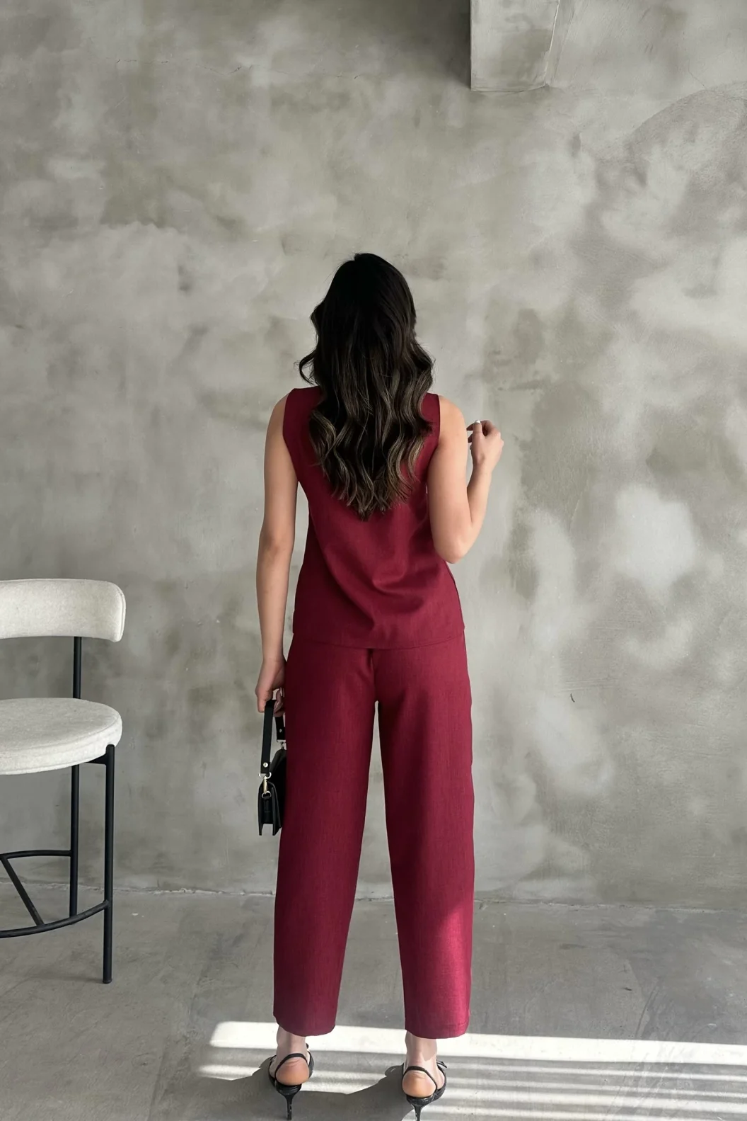 Bordo Altın Düğmeli Yelek Pileli Pantolon Takım