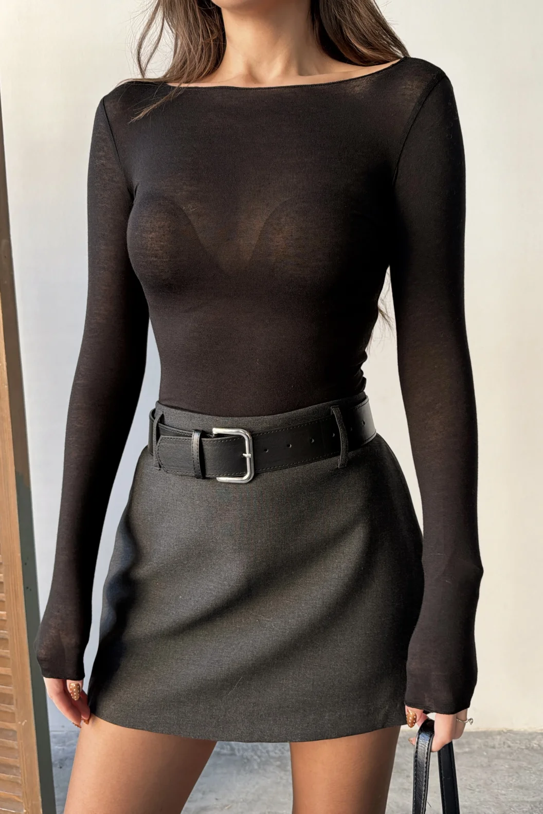 Dilvin Siyah Kayık Yaka Modal Kaşmir Ultra Hafif Bluz