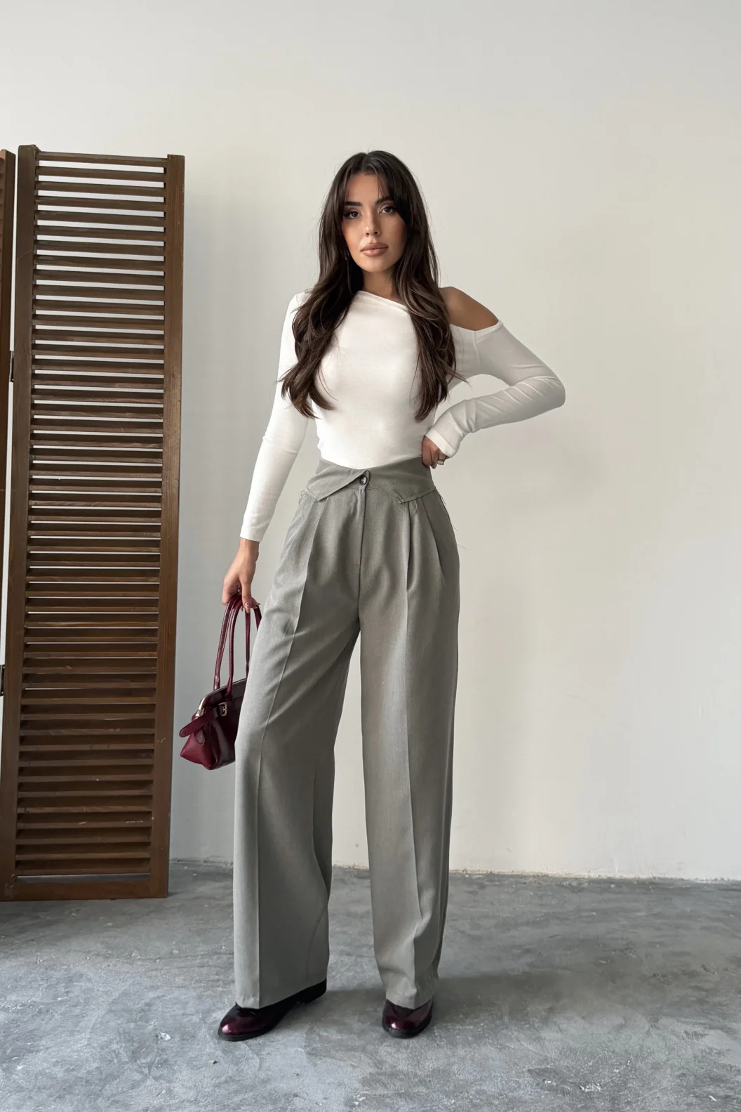 Gri Kemer Detaylı Palazzo Pantolon