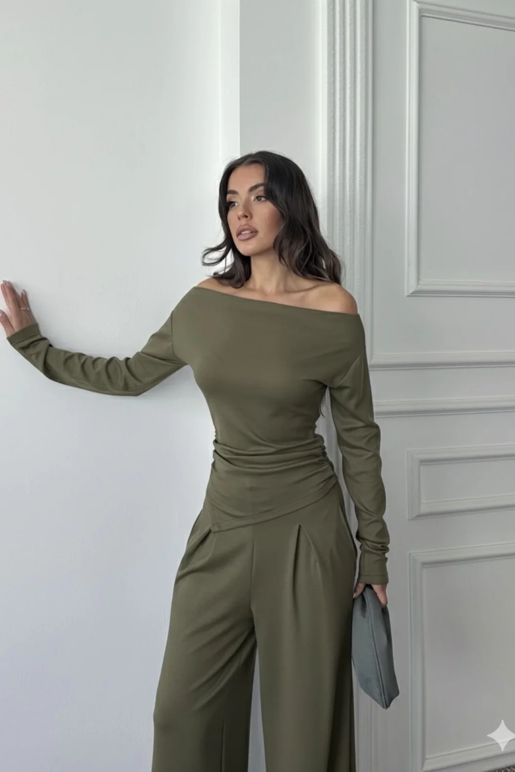 Haki Omuz Detaylı Büzgülü Modal Takım