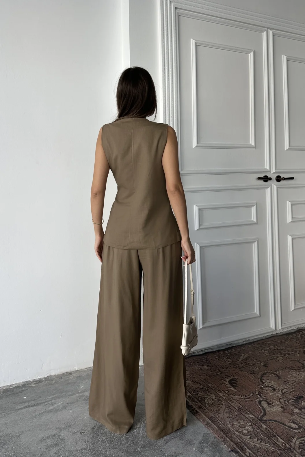 Kahve Keten Tokalı Bağlamalı Yelek Takım