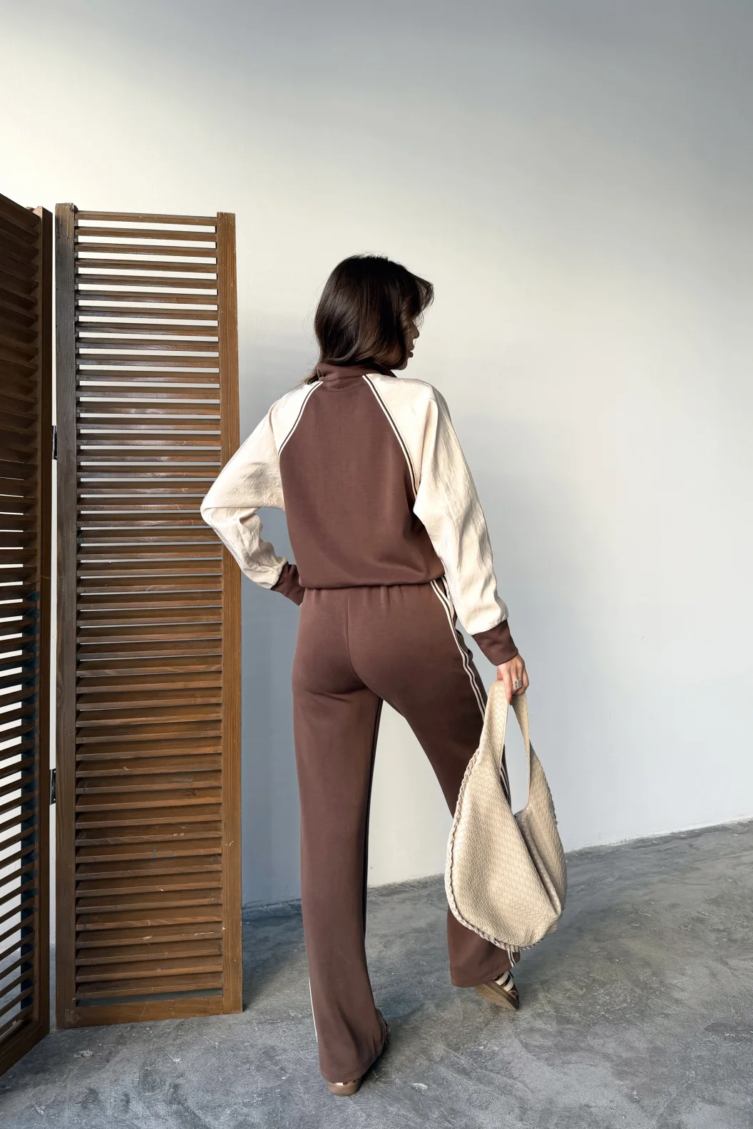 Kahve Paraşüt Detaylı Modal Takım