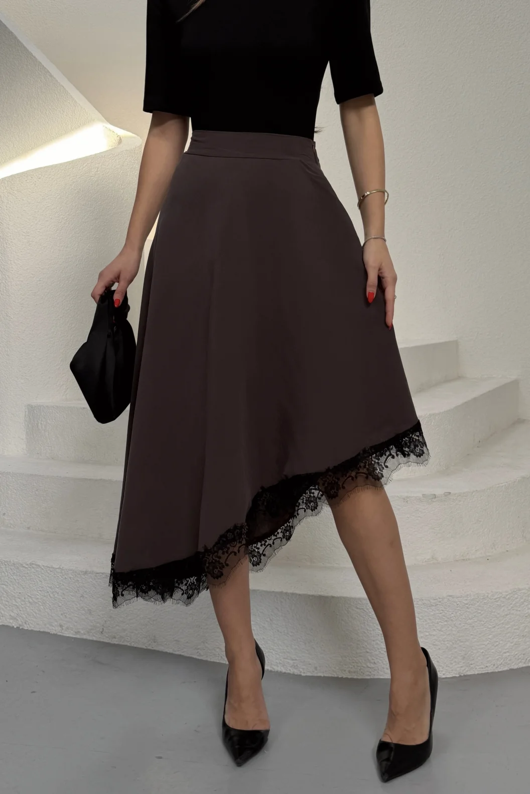 Kahverengi Modal Dantelli Etek