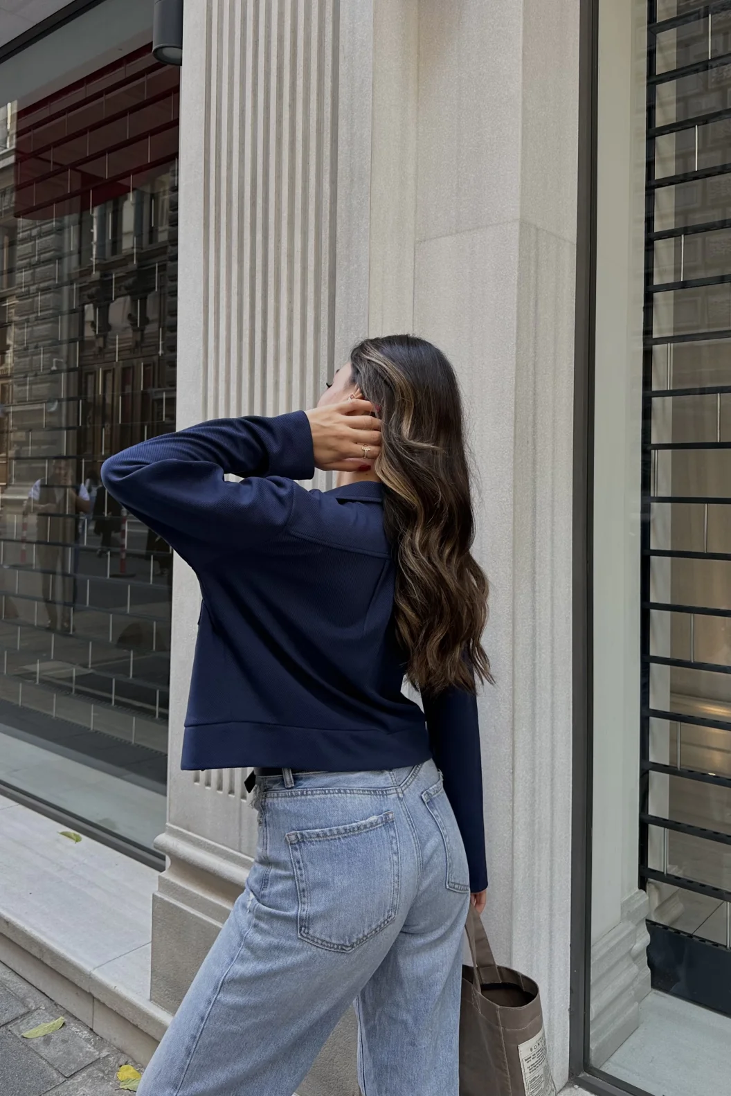 Lacivert Kapak Cepli Kısa Ceket