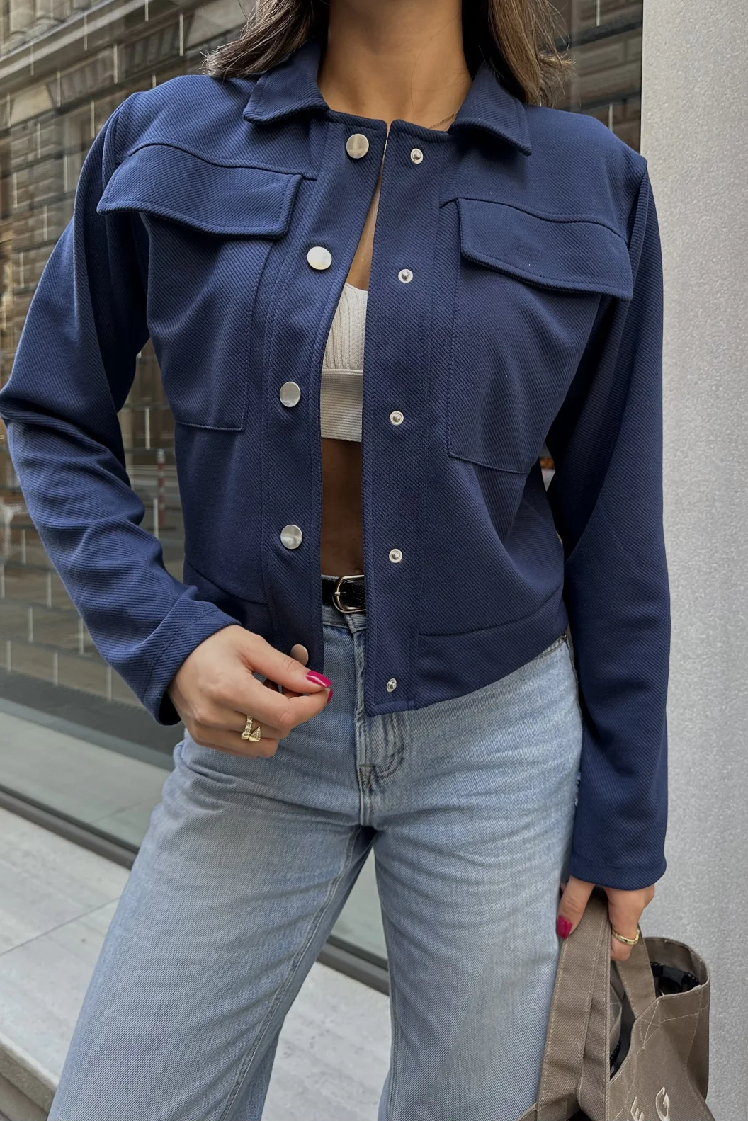 Lacivert Kapak Cepli Kısa Ceket