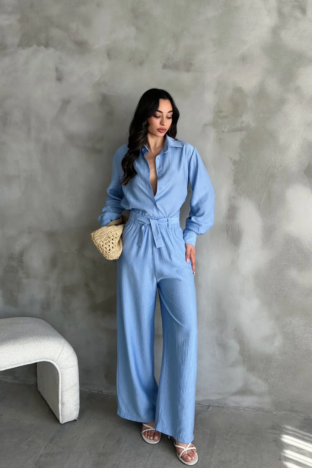 Mavi Çilek Gömlek Yırtmaçlı Pantolon Takım