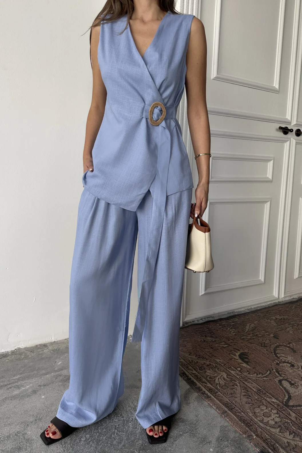 Mavi Keten Tokalı Bağlamalı Yelek Takım