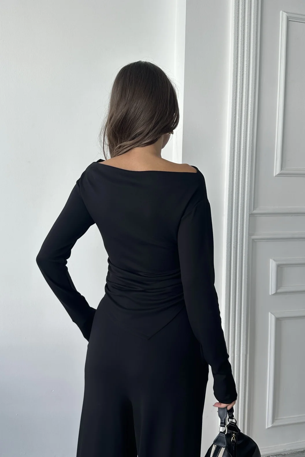 Siyah Omuz Detaylı Büzgülü Modal Takım