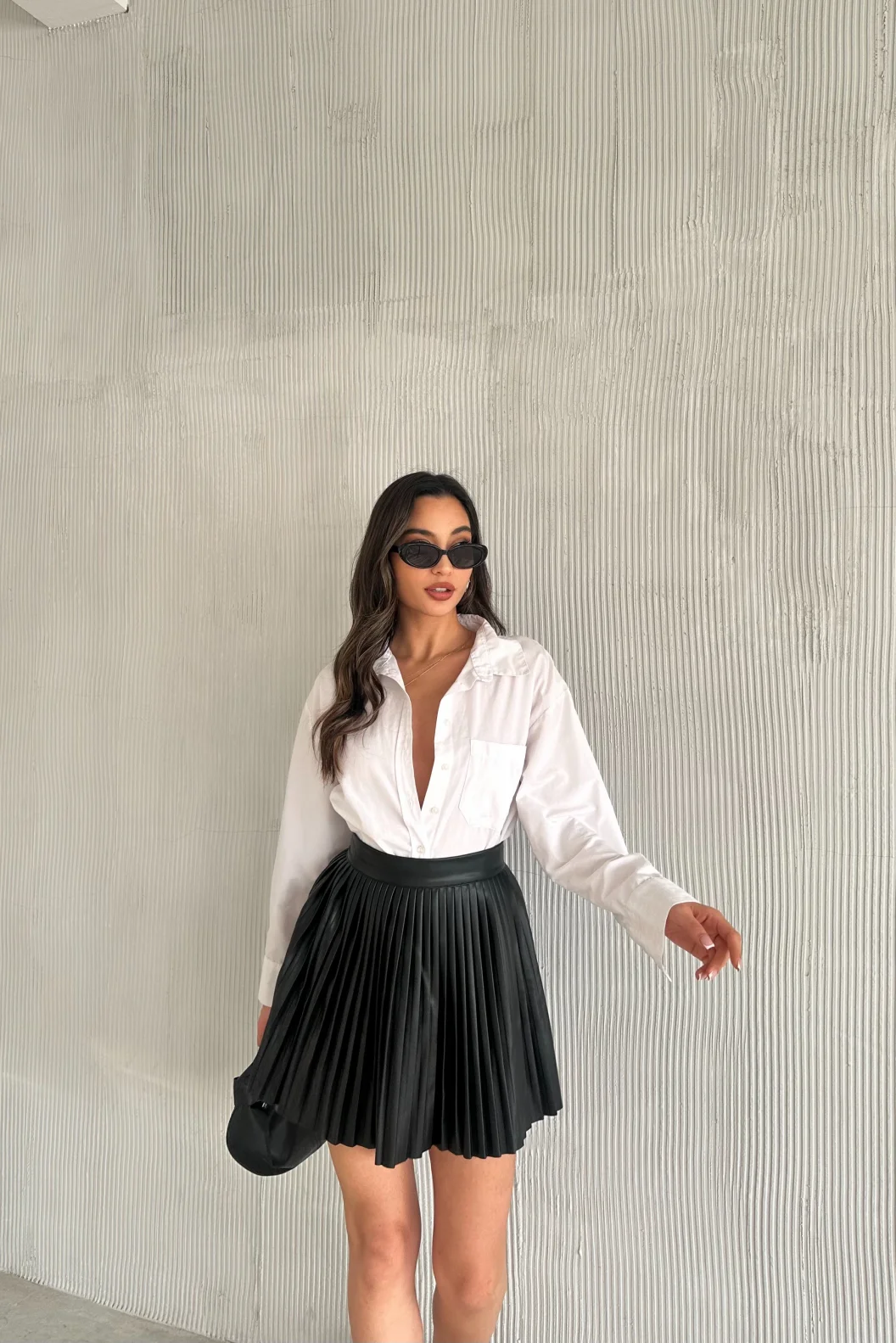 Siyah Deri Pilise Etek