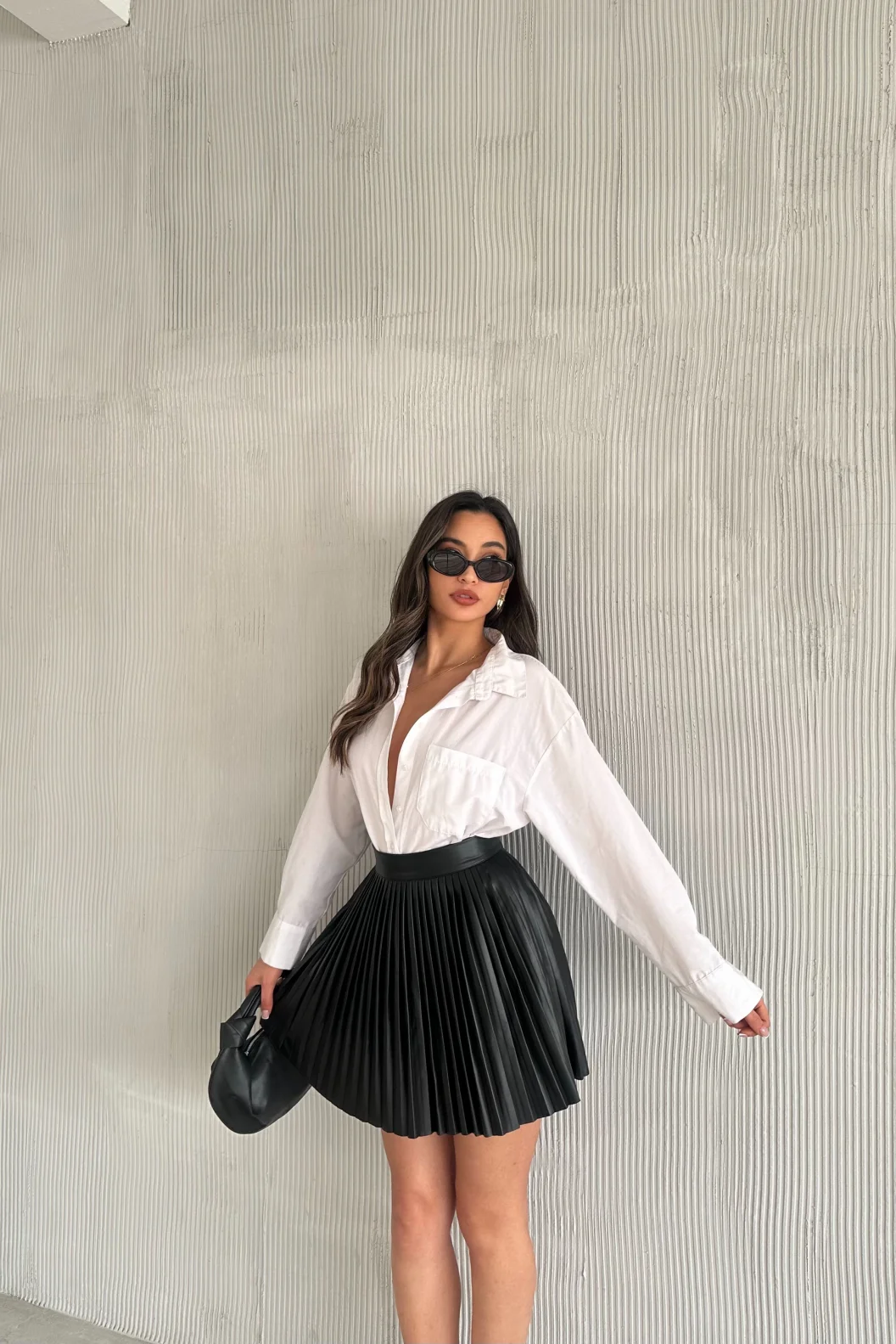 Siyah Deri Pilise Etek