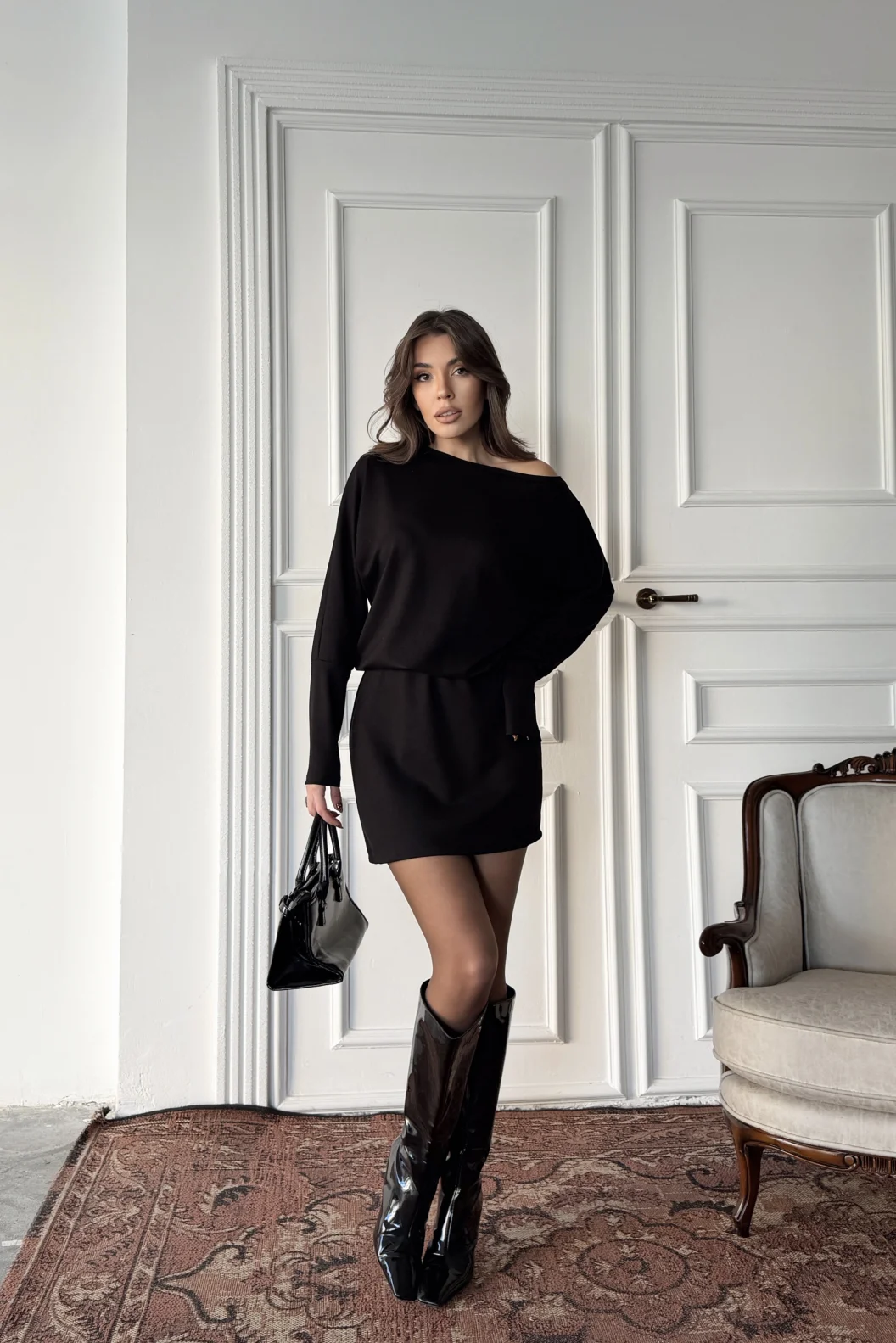 Siyah düşük Omuz Beli Lastikli Elbise