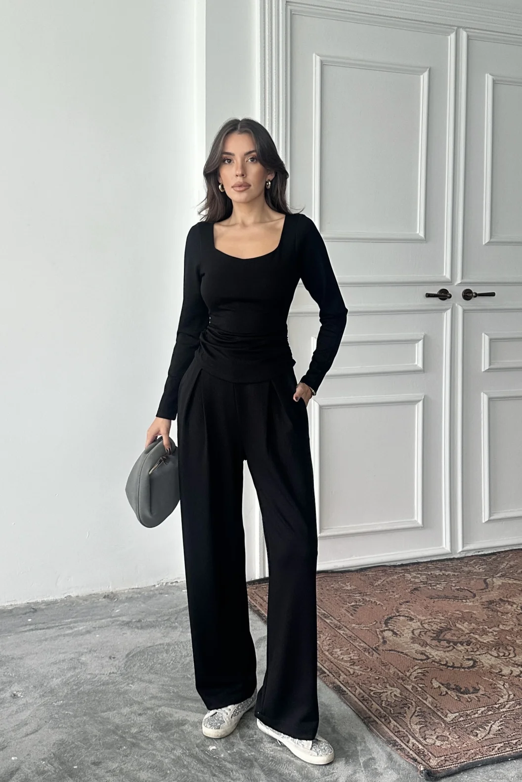 Siyah Kare Yaka Büzgülü Modal Takım