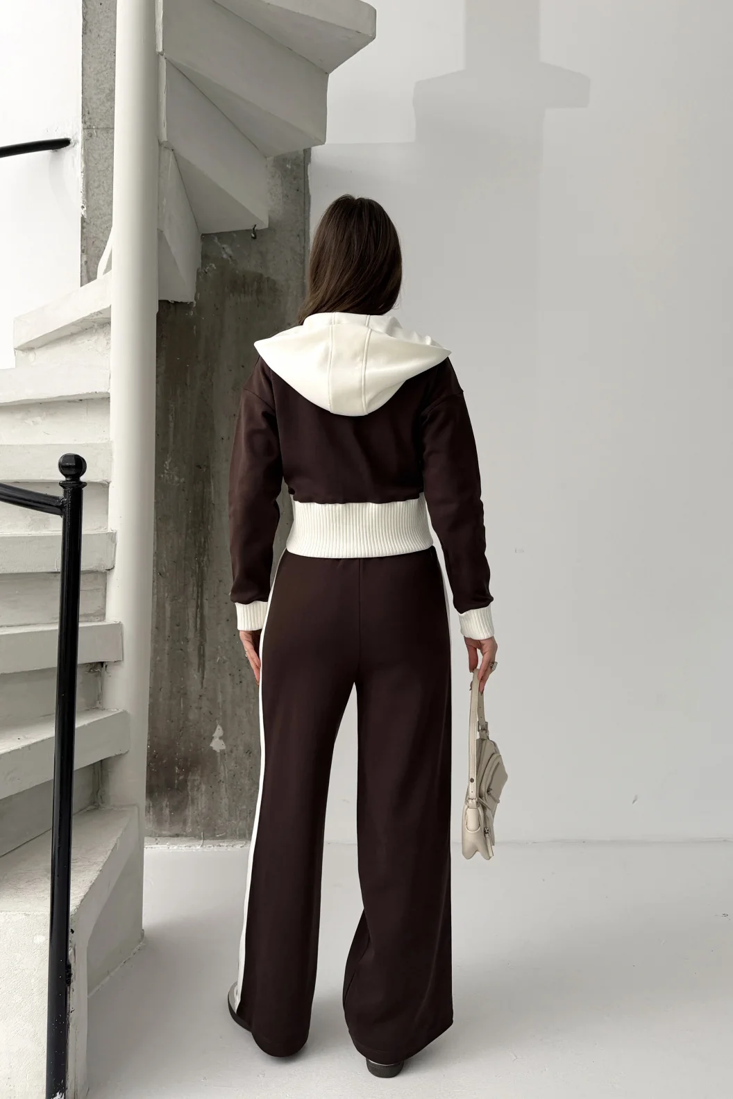 Triko Detaylı Kahve Kapüşonlu Modal Takım