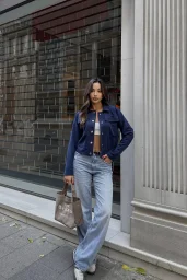 Lacivert Kapak Cepli Kısa Ceket