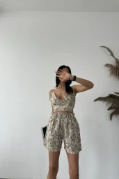 Yeşil Desenli Keten Büstiyer Şort Takım