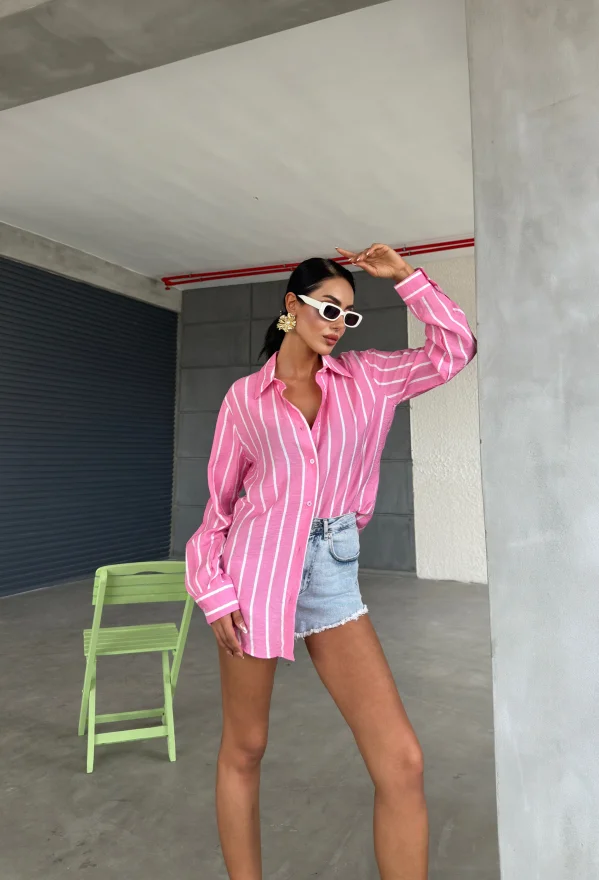 Pembe Çizgili Oversize Gömlek