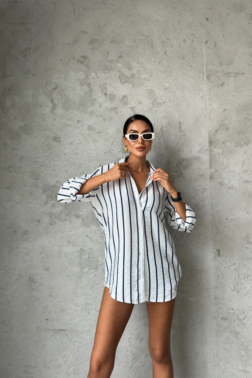 Beyaz Çizgili Oversize Gömlek