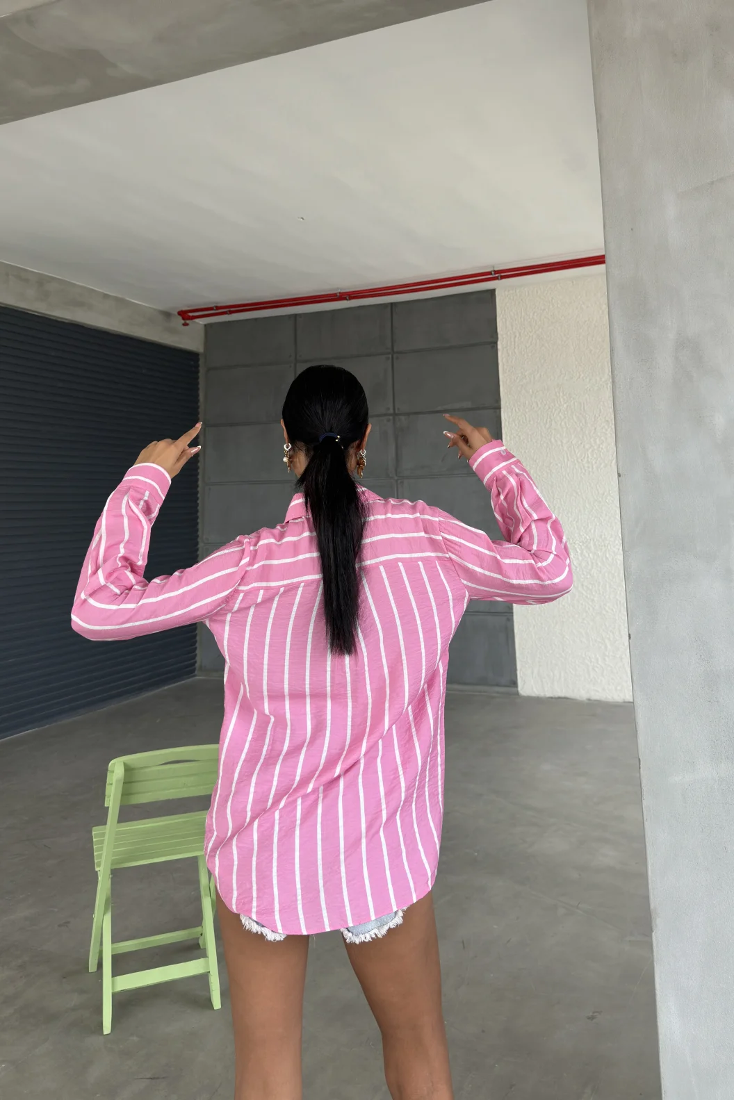 Pembe Çizgili Oversize Gömlek