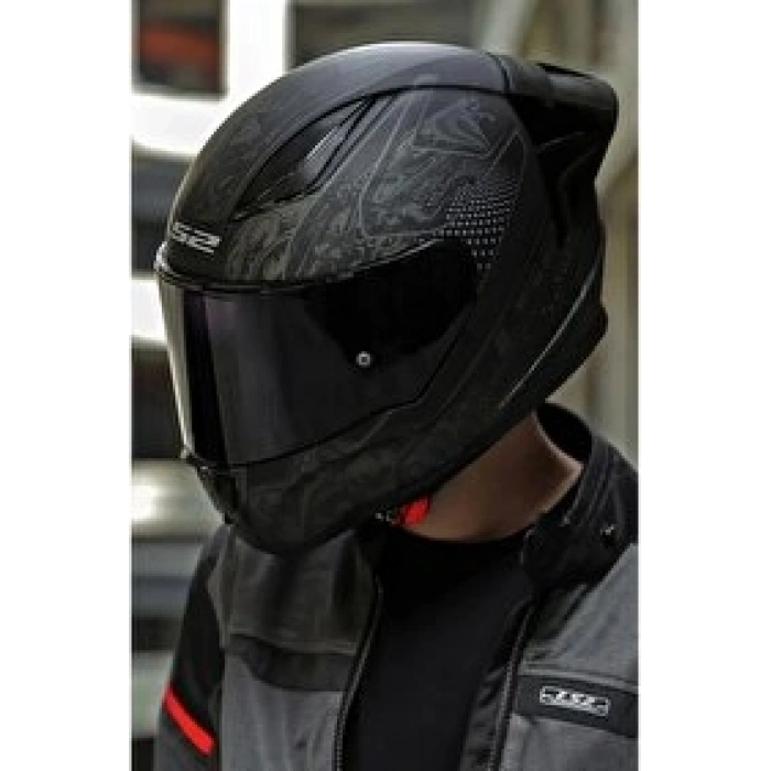 LS2 RAPID 2 CRYPT KASK SİYAH VİZÖR SPOİLER