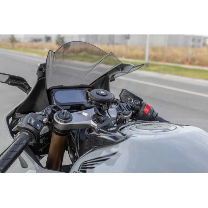 QUADLOCK USB HAVA KOŞULLARINA DAYANIKLI KABLOSUZ ŞARJ BAŞLIĞI