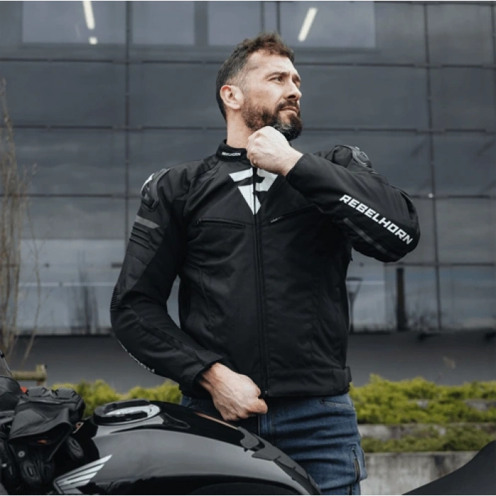 Rebelhorn Vandal Motosiklet Montu - Siyah & Beyaz