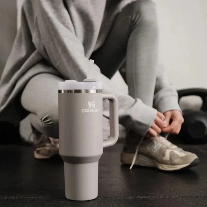 Stanley Quencher Pipetli Termos Bardak 1.18 Lt