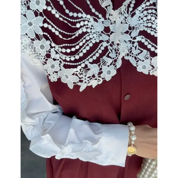 Dantel detaylı yelekli ikili takım