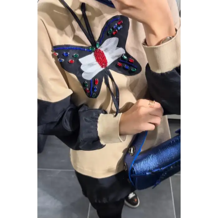 Kelebek işlemeli Pantolonlu ikili takım