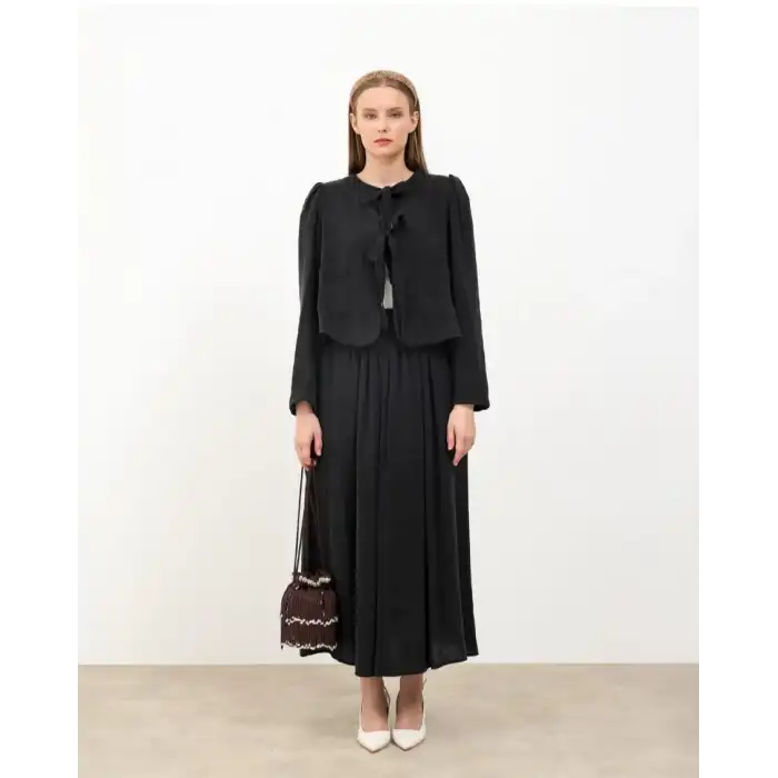 Siyah Önden Bağlamalı Ceket Etek takım