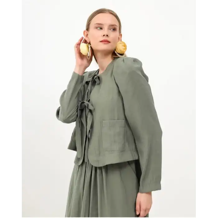 Yeşil Önden Bağlamalı Ceket Etek takım