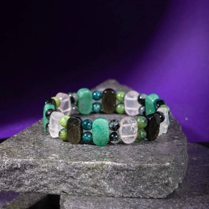Boğa Burcu Bileklik Golden Obsidyen, Mavi Apatit, Pembe Kuvars, Rutilli Kuvars, Siyah Turmalin, Yeşil Aventurin, Yeşim