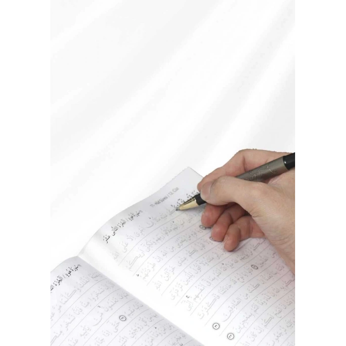 Gölgeli Siyah Kuranı Kerim Orta Boy