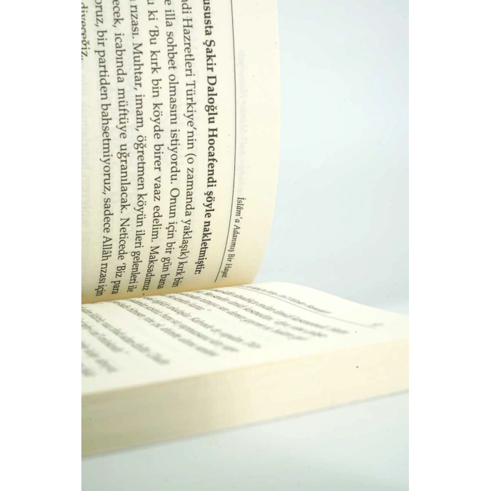 İslama Adanmış Bir Hayat - Karton Kapak