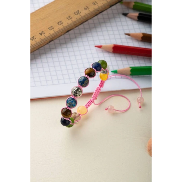 Kız Öğrenci Doğal Taş Harfli Makrome Bileklik