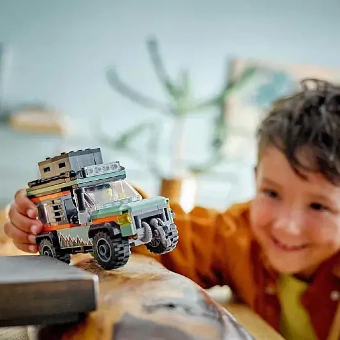 Lego City 4 x 4 Arazi Dağ Arabası 60447