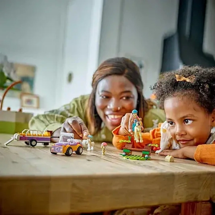 Lego Friends At Ve Midilli Römorku 42634